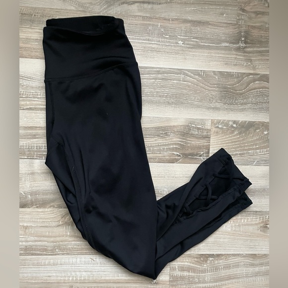 Zella Pants - Z By Zella Black Solid Capri Leggings Size XS Polyester Yoga Workout